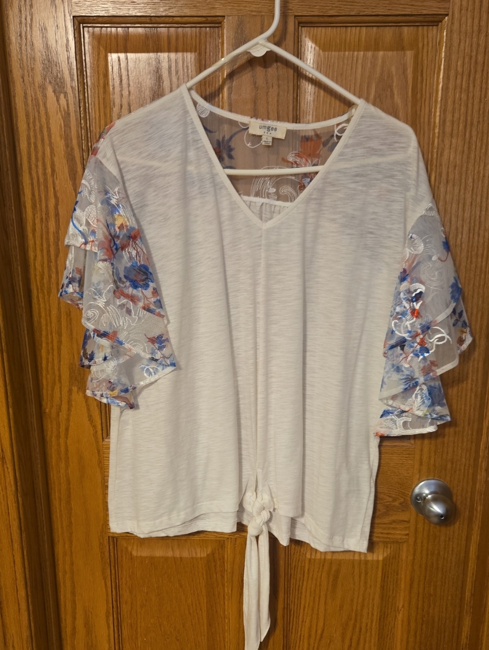 Umgee White V-Neck Tie-Front Top with Blue and Orange Floral Lace Sleeves